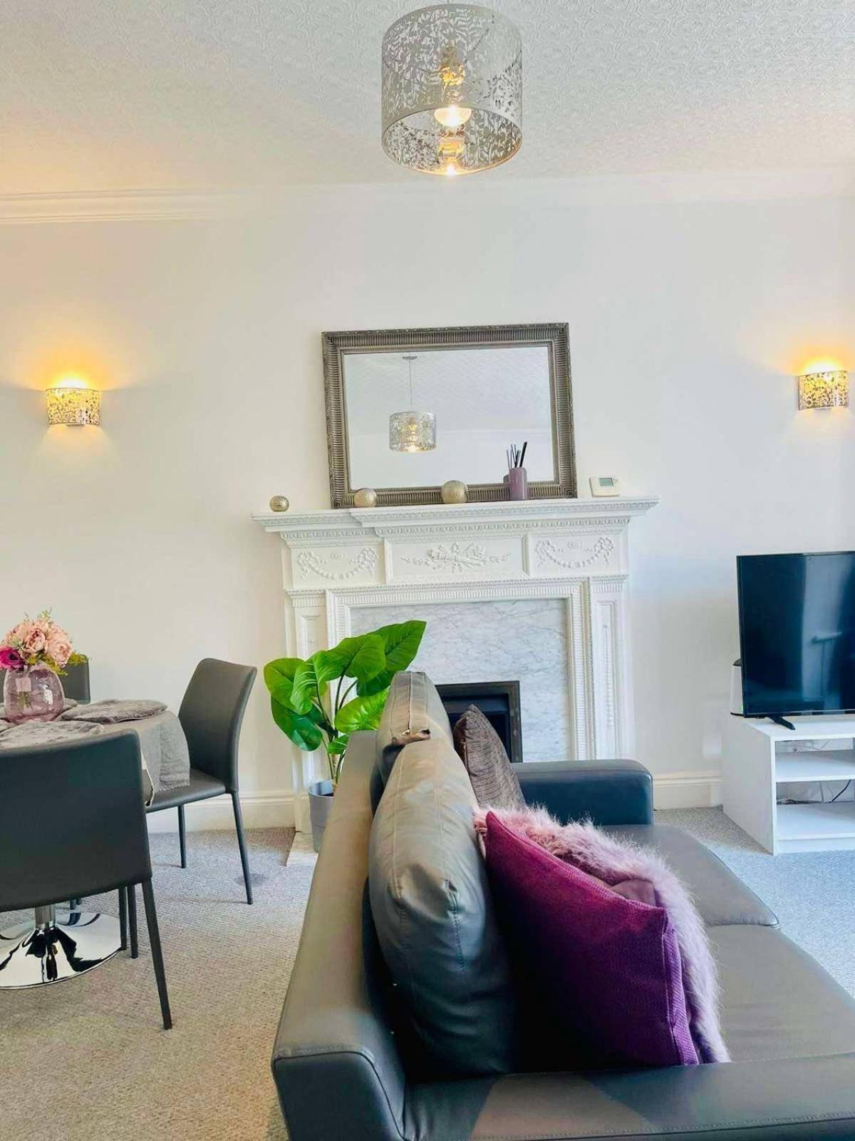 Luxury Apartment In Paddington Londra Dış mekan fotoğraf